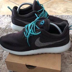 Nike Roshe Dynamic fly